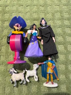Disney Hunchback of notre Dame toy figures