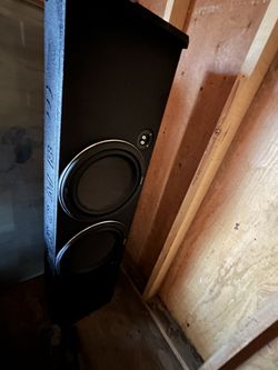 Kenwood Speakers 12’s Qbomb Speaker Box