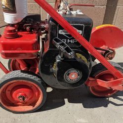Tuned Up Great Running Gas Edger , King O Lawn