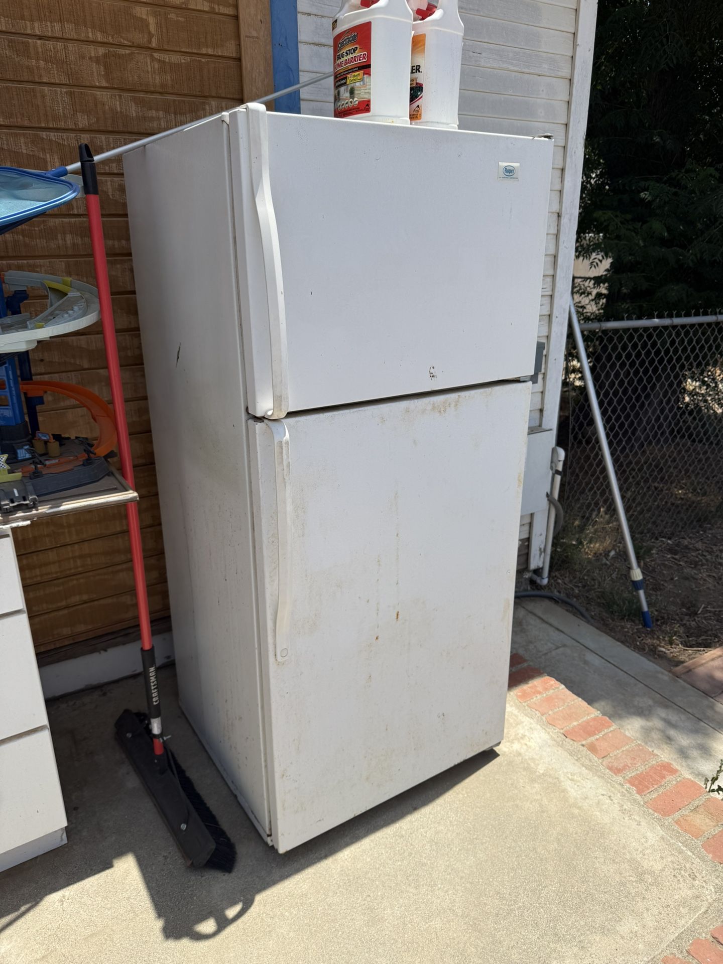 Refrigerator