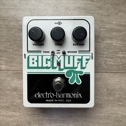 Electro Harmonix Big Muff Pi with Tone Wicker