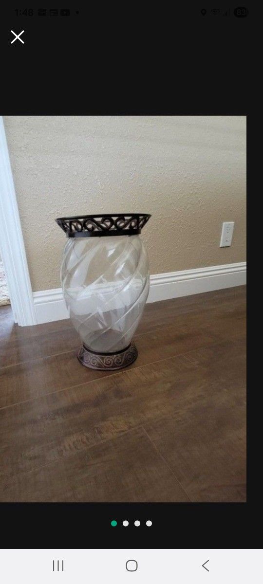 Hurricane Candle Holder
