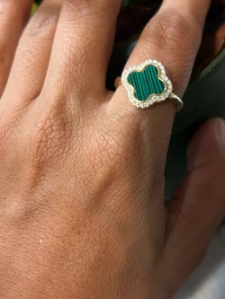 Malachite clover ring