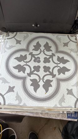 Floor tiles