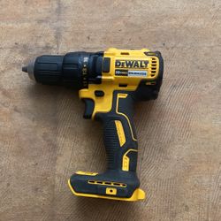 Dewalt Drill 20 V 