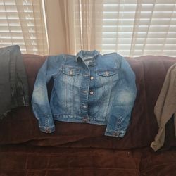 Super Cute Jean Jacket Excellent Condition.  Little Hearts On The Buttons. Size 10/12
