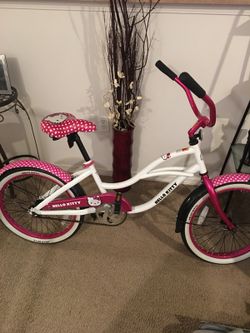 Hello kitty bike