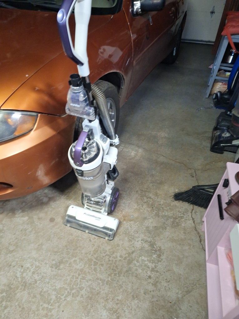 Eureka Vacuum Cleaner