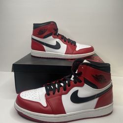 Air Jordan 1 Retro High OG Chicago 2015 - Size 9 - 555088 101