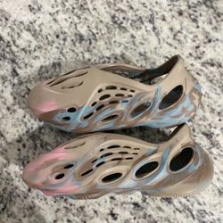 Yeezy Foam Runner Mx Sand 