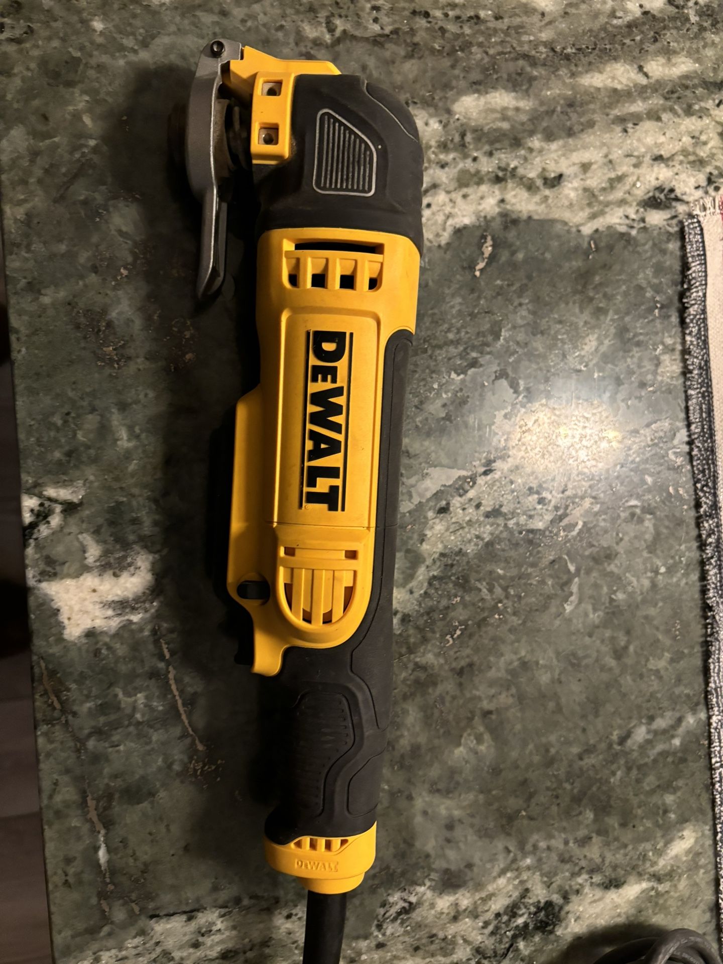 DeWalt Multitool.