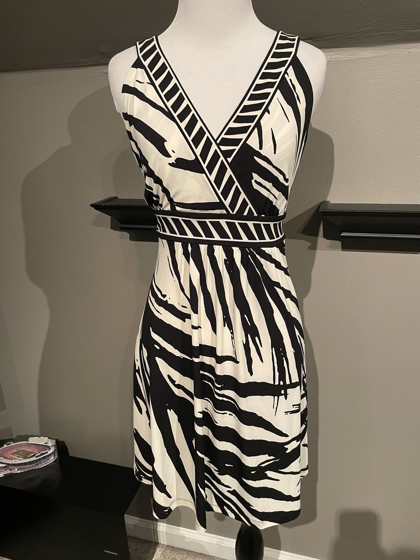 Black/white zebra print dress