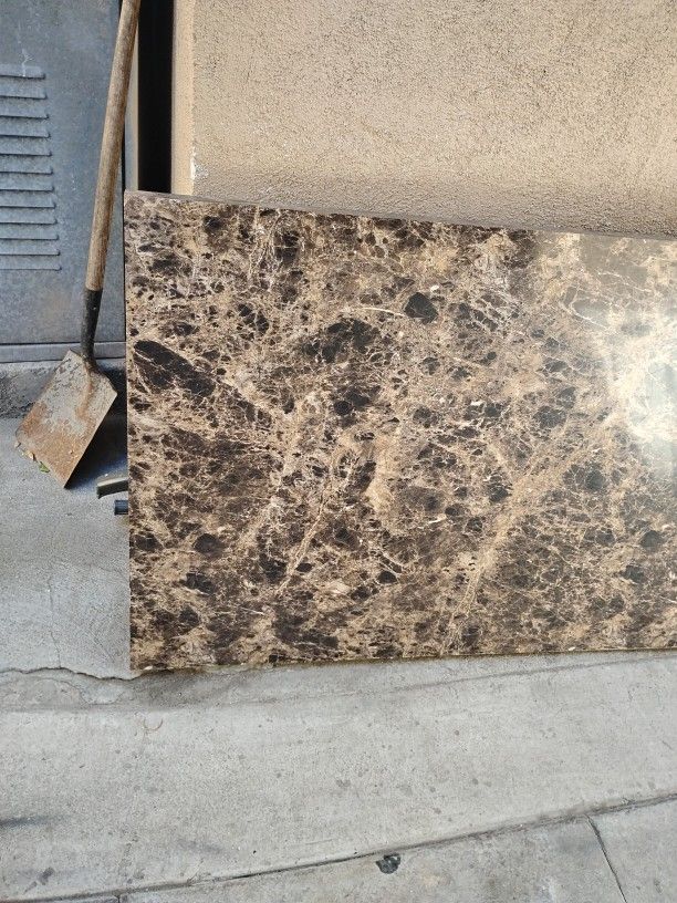 Marble-like table, Brown Kitchen Size Sorry No Chairs Only $60 Obo