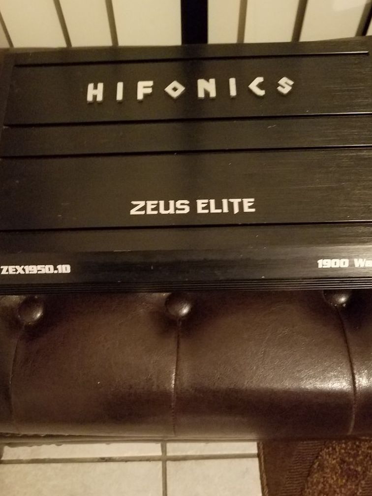 HIFONICS ZEUS ELITE 1900 WATTS WORKS GREAT