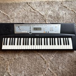 Yamaha PSR-E203 Black 61-Note Built-In Speakers Portable Electronic Keyboard