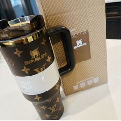 Brown Gold Stanley Logo Tumbler with Handle and straw BRAND NEW in BOX