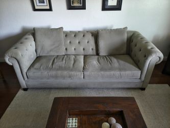 Gray Tufted Sofas – Loveseat & 3-Seat Sofa