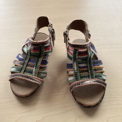 Little Girls Sandals Size 5.5 