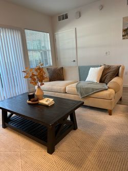 Couch/sofa Beige