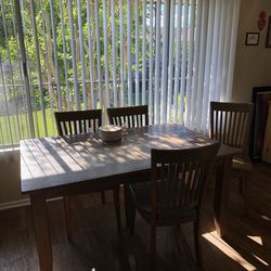 Kincaid 60" Rectangular Leg Table