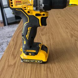 12v Dewalt Hammer drill Drive 