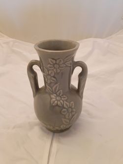 1940s Shawnee Bud Vase