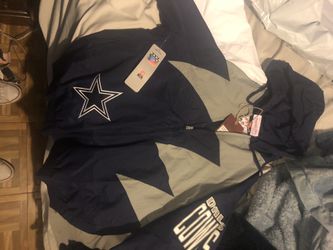 Mitchell ness shark tooth jacket DALLAS COWBOYS for Sale in Riverside CA OfferUp