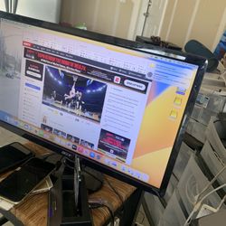 Touchbar 2018 MacBook Pro i7 As Is No Video