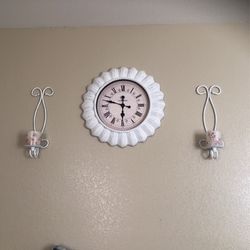 Clock And Candle Holders Set 