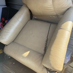 Electronic Recliner Tan leather 