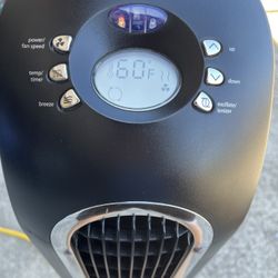 Honeywell upright fan (Des Moines)