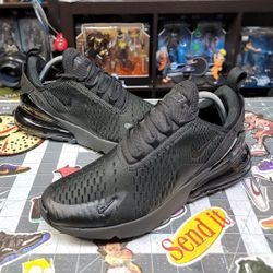Nike Air Max 270
Men's Size 8