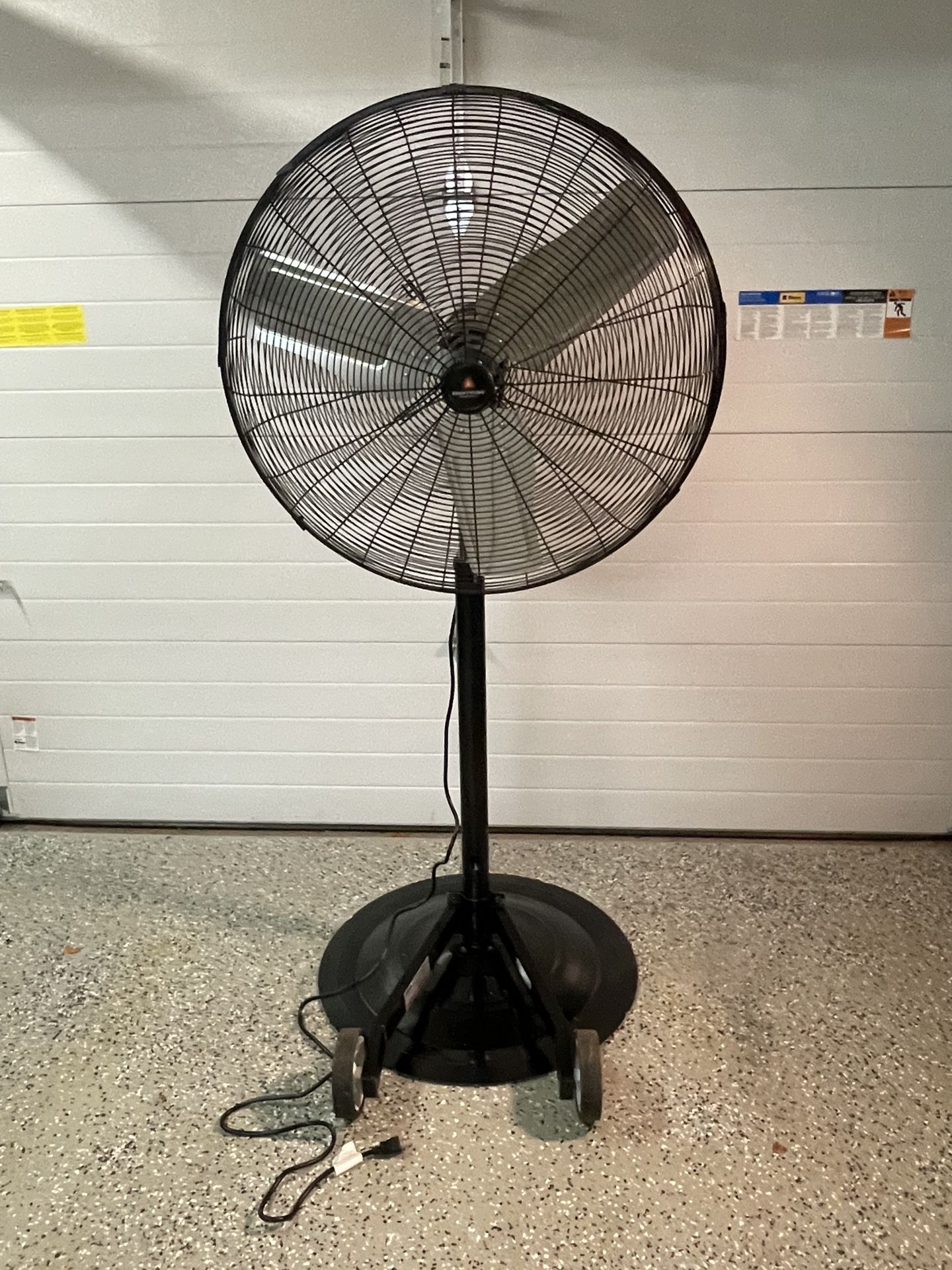 CountyLine 30 inch Industrial Pedestal Fan