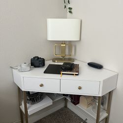 Desk/Vanity