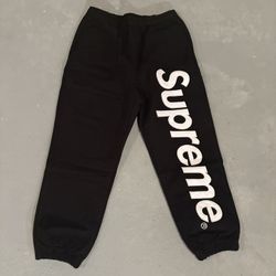 Black Supreme Sweats Men’s Size M