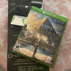 Xbox charge base with Game