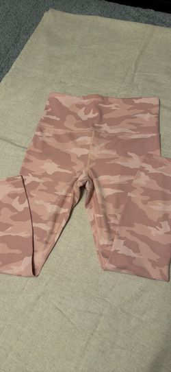 Athleta - Elation 7/8 leggings size M