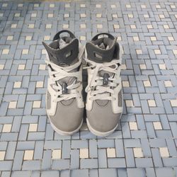 Youths "Jordan " Snickers Size # 5.5 Brand New For Only $5