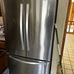 Whirlpool Refrigerator 