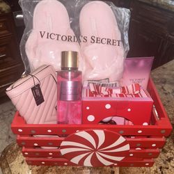Victorias Secret Basket 