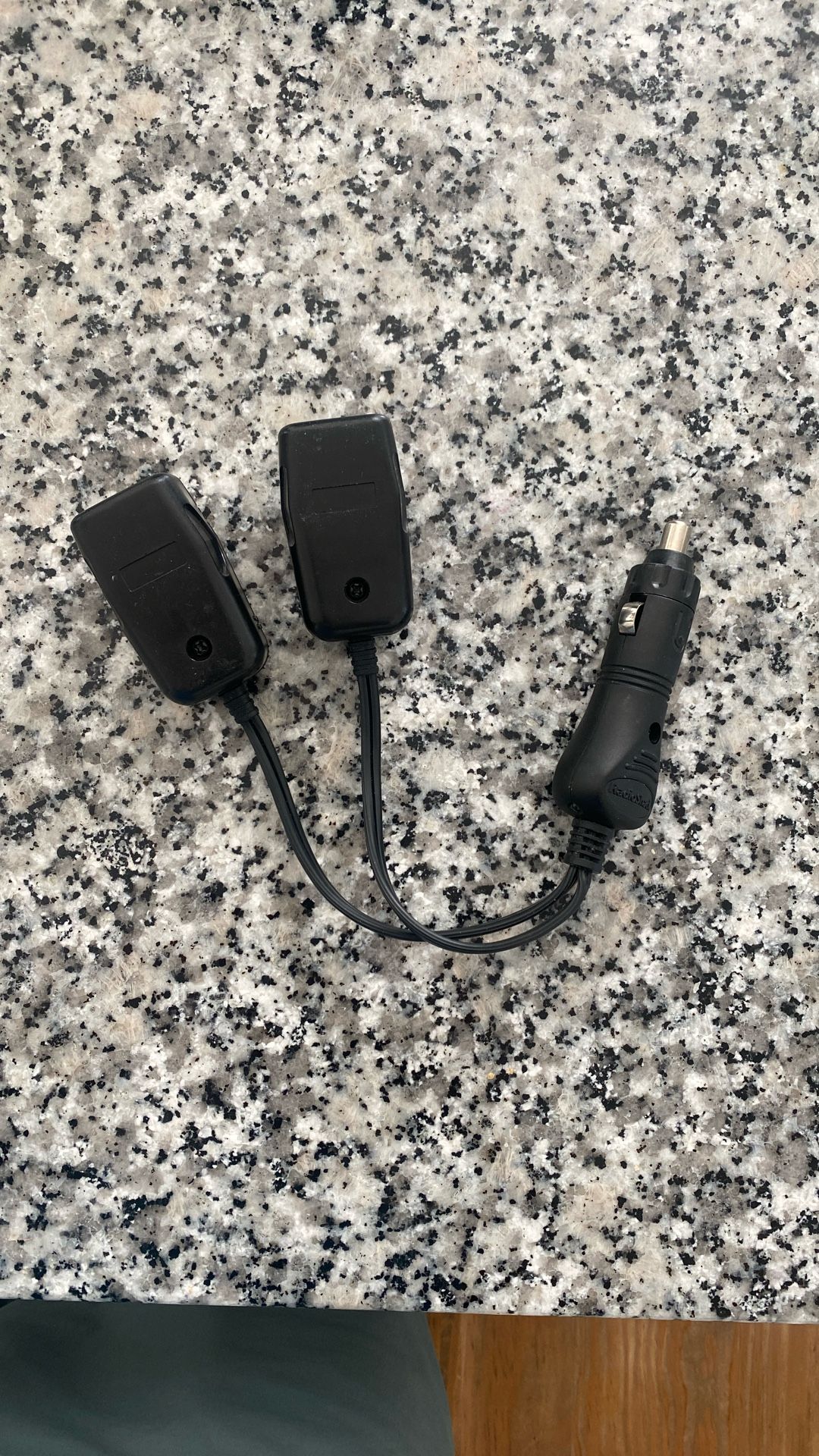 12 Volt Auxiliary Outlet Splitter