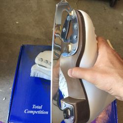 Riedell Ice skate