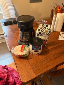 Coffee marker, coffee grounds and filters