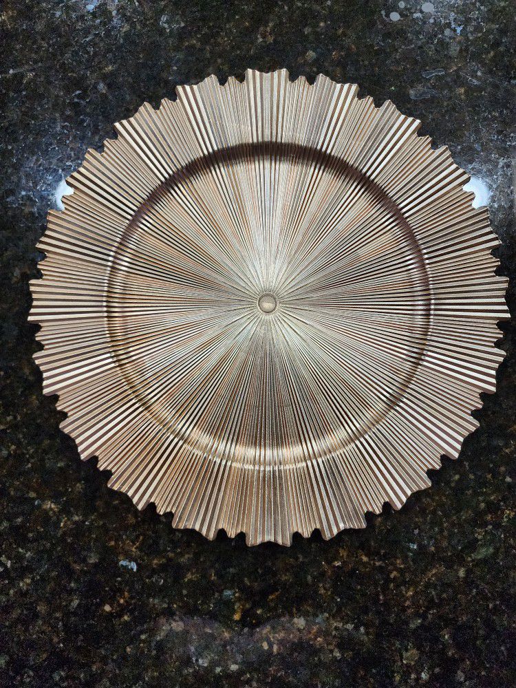 13" Metallic Gold Sunray Acrylic Plastic Charger Plates, Round Scalloped Rim