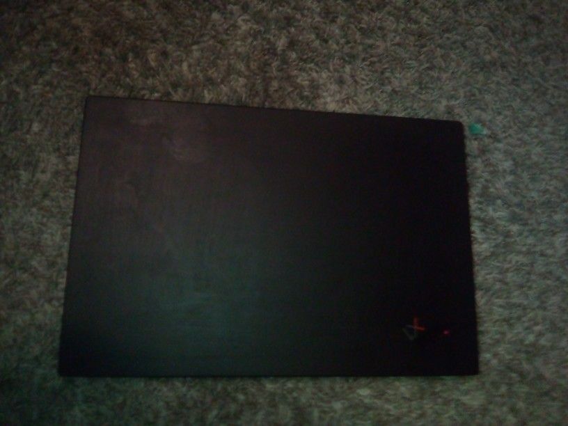 Thinkpad X1 Carbon Gen 8 i7