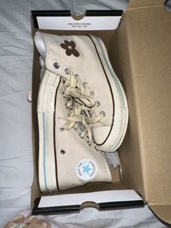 Golf Le Fleur Parchment Converse Size 6 Women’s