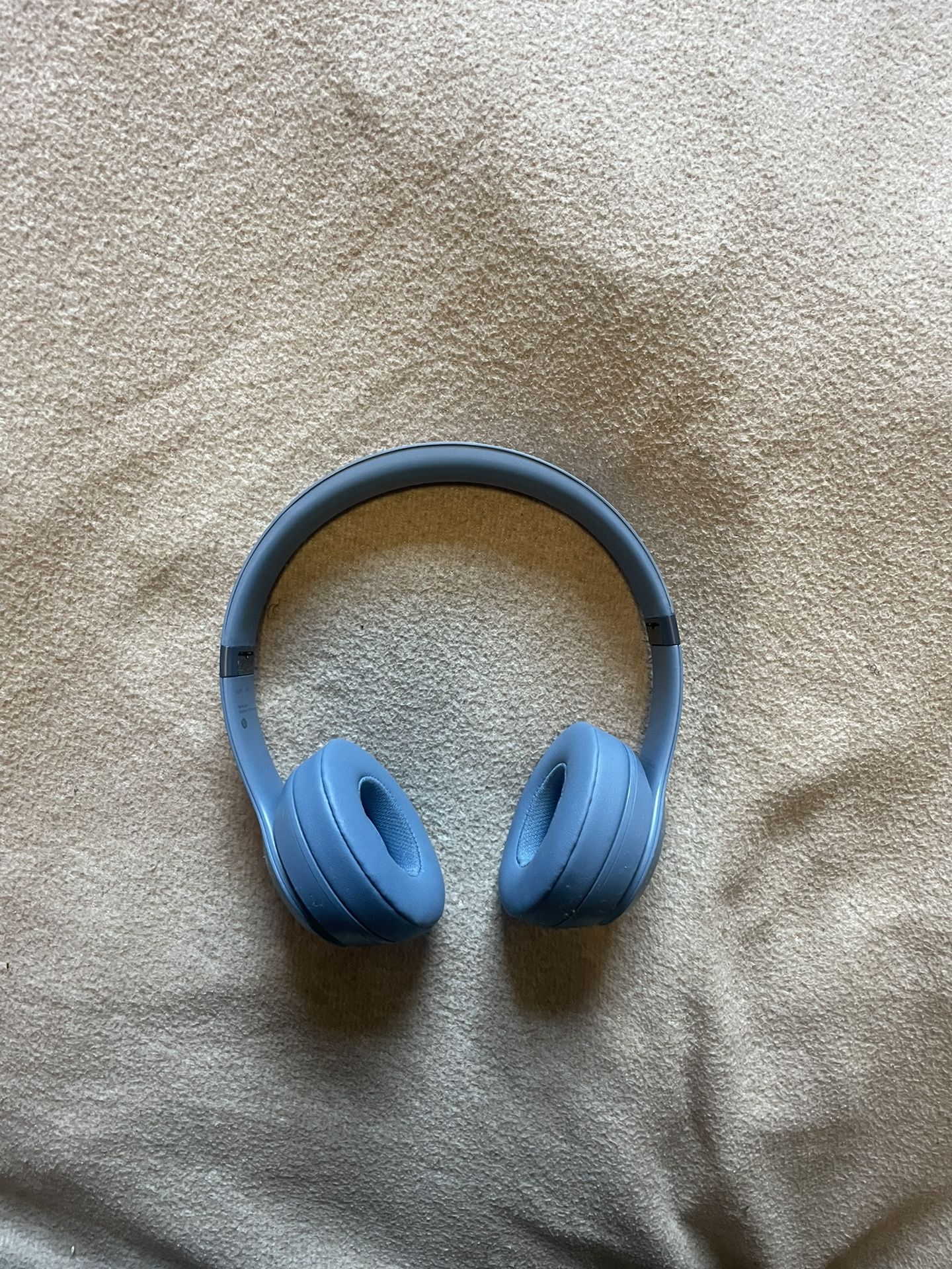 Beats Solo 4