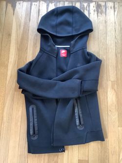 Black boys Nike tech