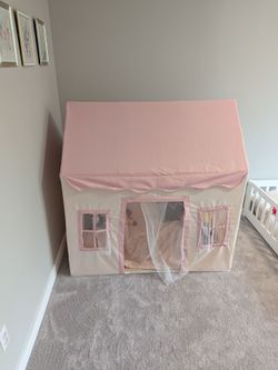 Indoor Pink Play Tent