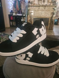DC kids  shoes